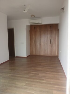 Room in 3 BHK Apartment at LnT Crescent Bay T5, Parel – for Sale