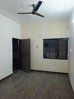 Room in 1 BHK Builder Floor at Ardee City, Sector 52 – for Rent