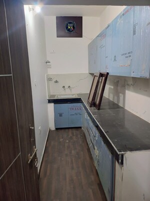 Kitchen in 1 BHK Builder Floor at Ardee City, Sector 52 – for Rent