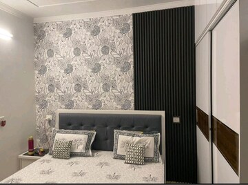 Bedroom in 2 BHK Builder Floor at Palam Vihar – for Rent