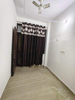 Building Lobby in 1 RK Builder Floor at Greenwood City, Sector 40 – for Rent