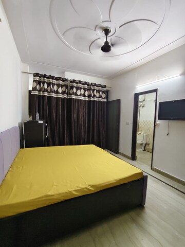 Bedroom in 1 RK Builder Floor at Greenwood City, Sector 40 – for Rent
