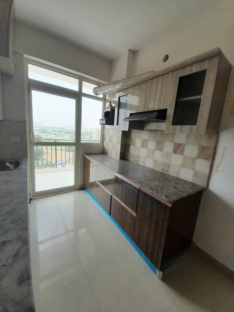 Kitchen, m3m-woodshire 2.5 Bedroom 1365 Sq.Ft. Apartment In Sector 107 Gurgaon 10110422
