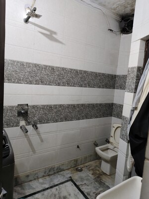 Bathroom in 1 BHK Builder Floor at West Patel Nagar – for Rent