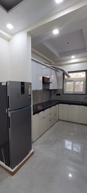 Kitchen in 1 BHK Builder Floor at Sector 46 – for Rent