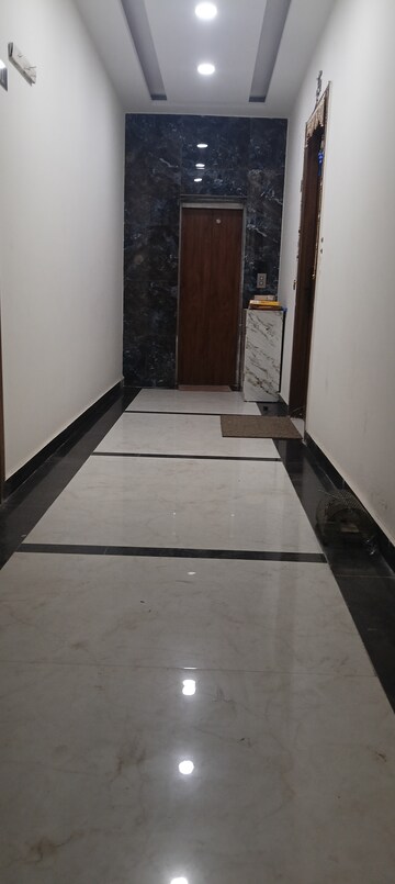 Building Lobby in 2 BHK Builder Floor at Ultima 107, Sector 104 – for Sale