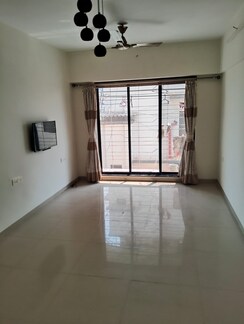 2 BHK Apartment For Sale in Shubh Ashirwad CHS