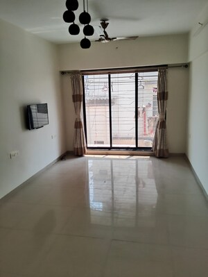 2 BHK Apartment For Sale in Shubh Ashirwad CHS, Borivali West
