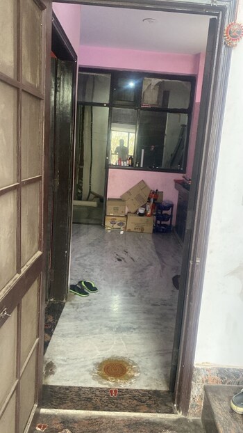 1 BHK House for Rent in Sector 104, Noida