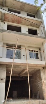 3 BHK + Pooja Room 120 Sq.Yd. Builder Floor in Raj Nagar Extension