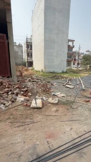  Plot For Sale in Vrindavan Yojna