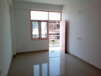 2 BHK Flat for Sale in Raj Nagar Extension, Ghaziabad