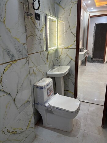1 BHK Builder Floor for Rent in Rajpur Khurd Extension, Delhi