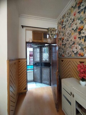 Furnished Amenities in 1 BHK Apartment at Malviya Nagar – for Rent