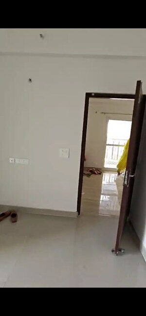 Furnished Amenities in 3 BHK Apartment at Amrapali Terrace Homes, Tech Zone 4 Greater Noida – for Rent