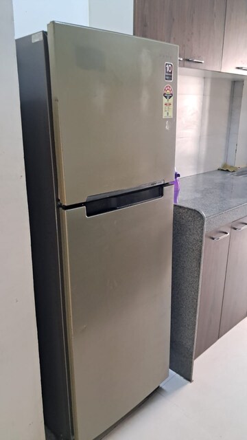 Furnished Amenities in 2 BHK Apartment at Godrej Prime, Chembur – for Rent