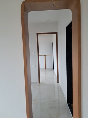 Furnished Amenities in 1 BHK Apartment at Hiranandani Regent Hill, Powai – for Rent