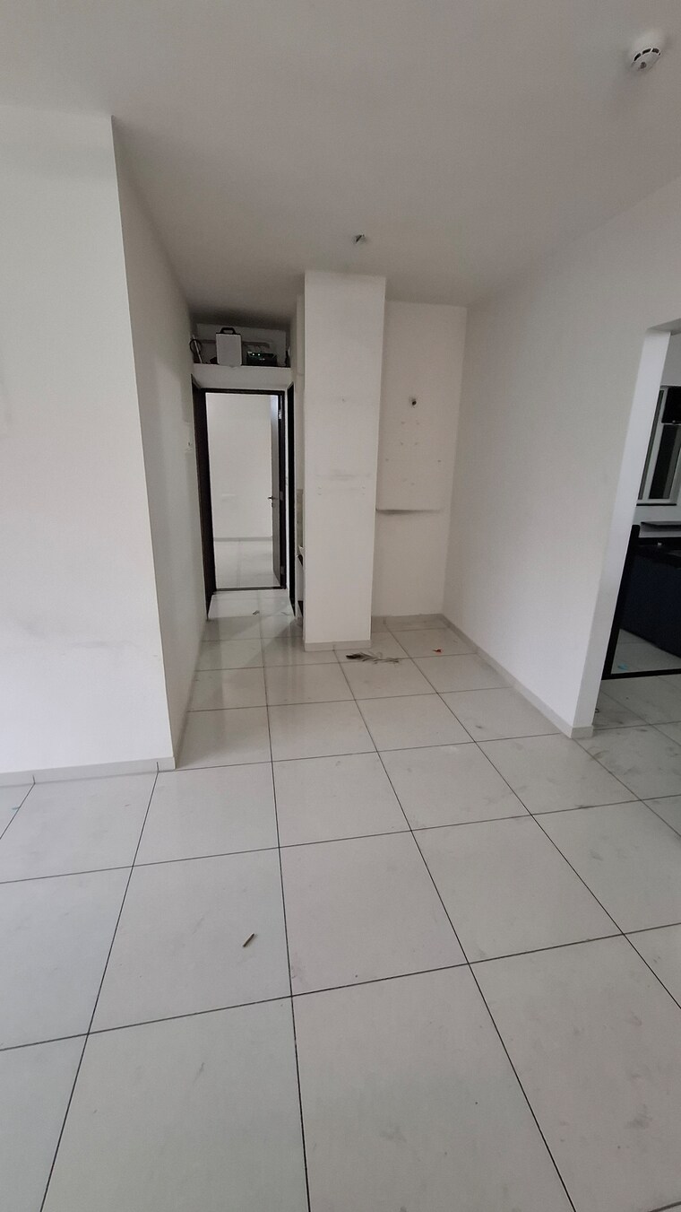 Kitchen, vj-yashone-infinitee 2 Bedroom 985 Sq.Ft. Apartment In Tathawade Pune 10126755