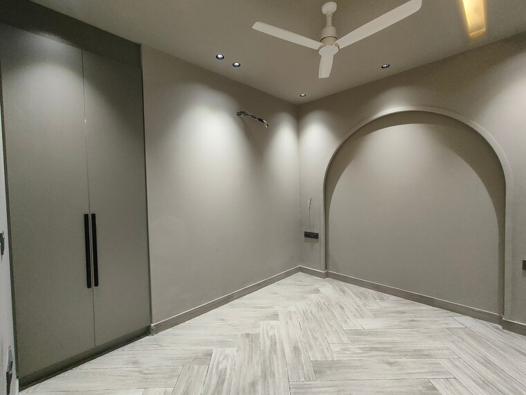 Room, sector 45 3.5 Bedroom 2400 Sq.Ft. Builder Floor In Sector 45 Gurgaon 10126889