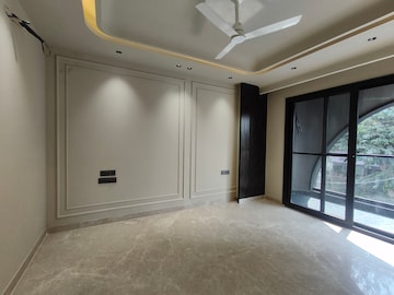 Room in 3.5 BHK Builder Floor at Sector 45 – for Sale