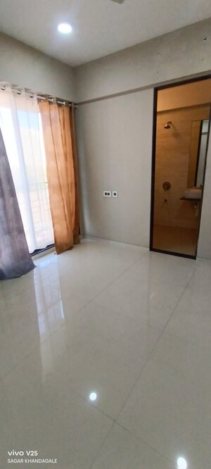 Room in 1 BHK Apartment at Savannah Avalon, Andheri East – for Rent