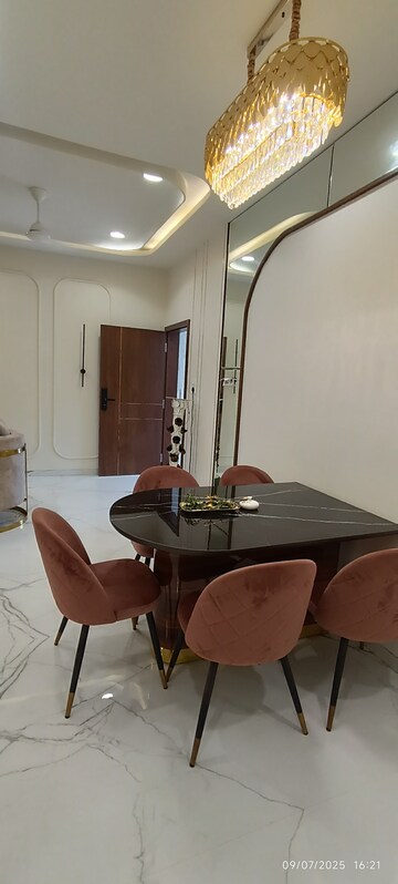 Team Area in 5 BHK Villa at Nerul – for Sale