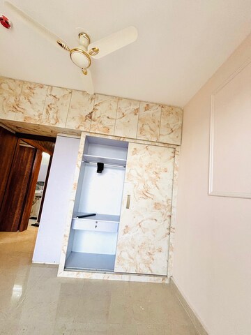 Furnished Amenities in 2 BHK Apartment at Signature Global Prime, Sector 63a – for Rent