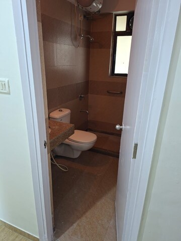 Bathroom in 2.5 BHK Apartment at Mahindra Lifespaces Splendour, Bhandup West – for Rent