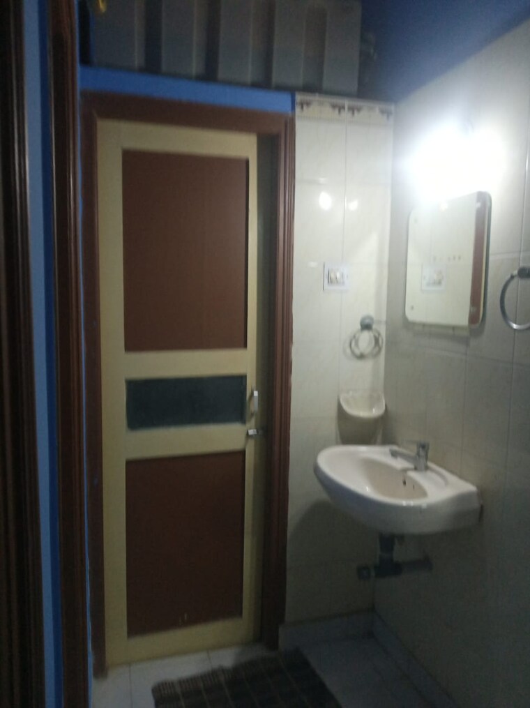 Bathroom, porvorim 2 Bedroom 1000 Sq.Ft. Apartment In Porvorim Goa 10127006