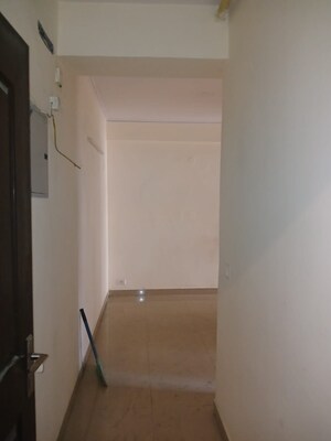 Bathroom in 2 BHK Apartment at JM Florence, Tech Zone 4 Greater Noida – for Rent
