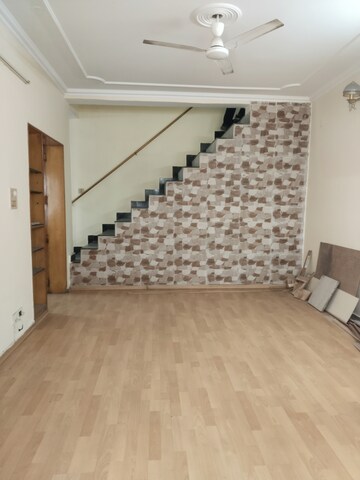 Bedroom in 3 BHK Apartment at Sarita Vihar – for Rent