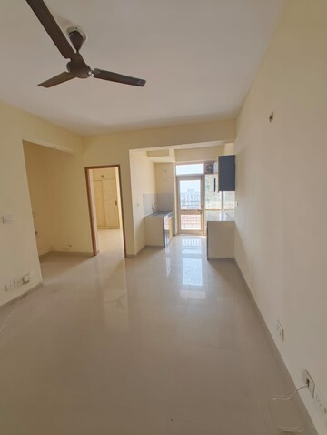 Room in 2 BHK Apartment at Adani Aangan, Sector 89a – for Rent