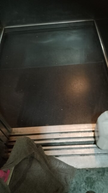 Furnished Amenities in 1 BHK Apartment at Signature Global Synera, Sector 81 – for Rent