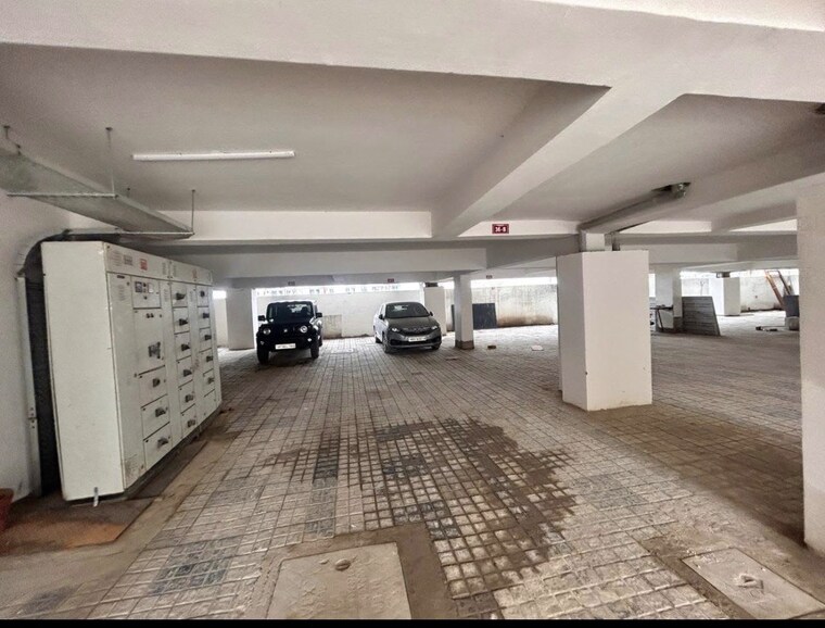  Parking, nk-sharma-savitry-greens-2 3 Bedroom 1735 Sq.Ft. Apartment In Ghazipur Zirakpur 10127035