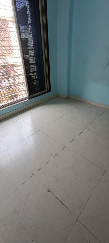 Room in 1 BHK Apartment at Seawoods – for Sale