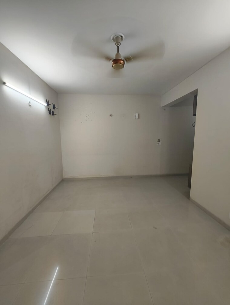 Room, adani-aangan-arcade 2 Bedroom 620 Sq.Ft. Apartment In Sector 88a Gurgaon 10127085