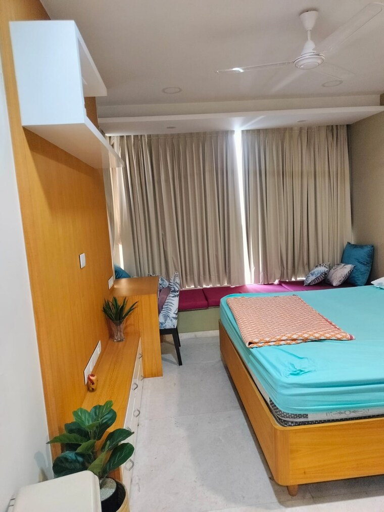 Team Area, oberoi-exquisite-goregaon 3 Bedroom 1554 Sq.Ft. Apartment In Goregaon East Mumbai 10127090