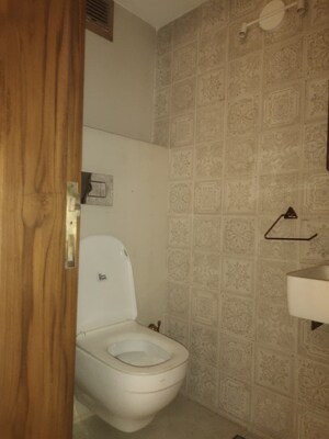  Office Space For Rent in Geetanjali Enclave