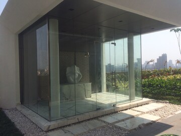 Room in 2 BHK Apartment at Lodha Primero, Mahalaxmi – for Rent