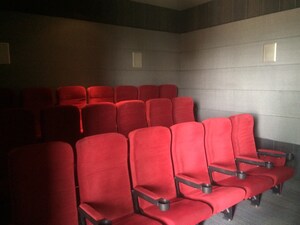 Bedroom in 2 BHK Apartment at Lodha Primero, Mahalaxmi – for Rent