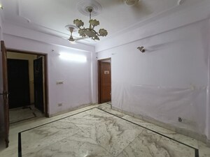 Room in 1 BHK Builder Floor at Panchsheel Vihar – for Rent