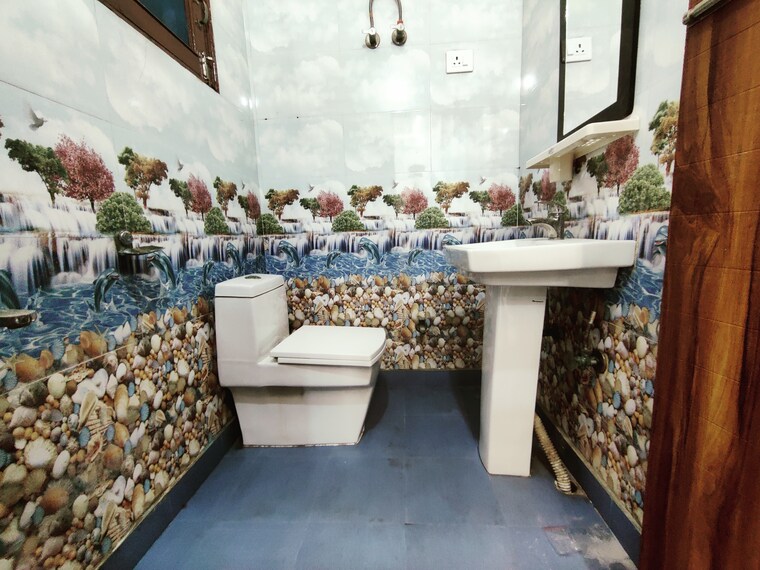 Attached Bathroom, gaurs-galaxy 2 Bedroom 1000 Sq.Ft. Apartment In Vaishali Sector 5 Ghaziabad 10126900