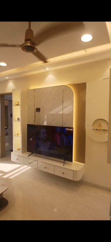 Furnished Amenities in 2 BHK Apartment at Platinum Life, Andheri West – for Rent