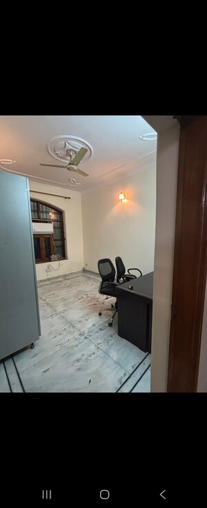 3 BHK Builder Floor For Rent in Sector 19