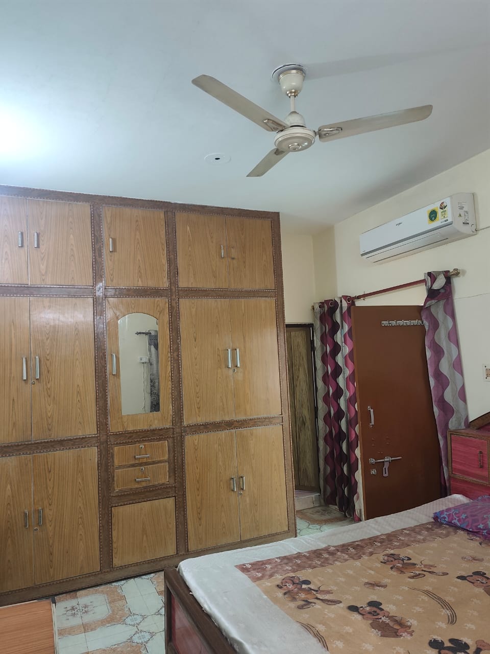 Pg For Rent in Vineet Khand