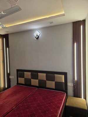 Room in 1 BHK Builder Floor at Saket – for Rent