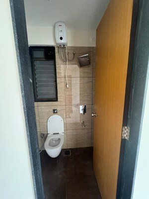 Bathroom in 2 BHK Apartment at Sheth Auris Bliss, Malad West – for Sale