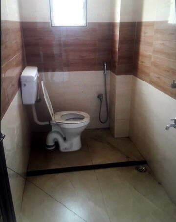 Bathroom in 3 BHK Apartment at Deshbandhu Para – for Sale
