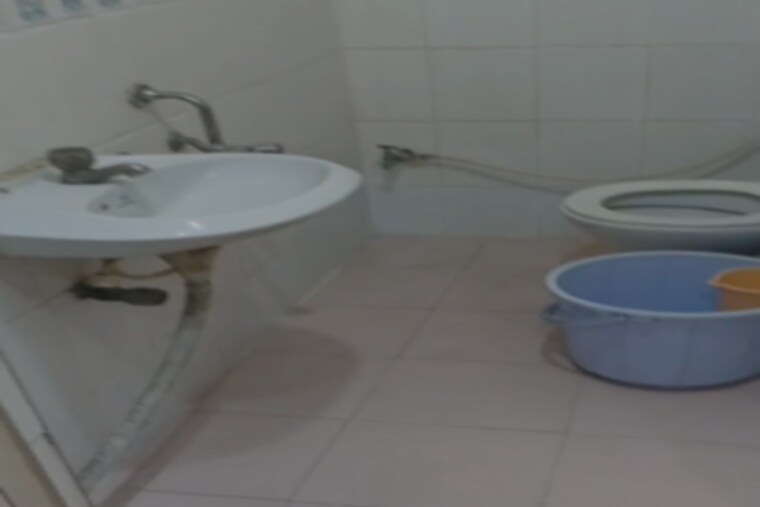 Bathroom, begumpet 1 RK 502 Sq.Ft. Apartment In Begumpet Hyderabad 10127353