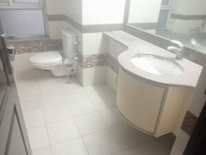 Bathroom in 3.5 BHK Apartment at Unitech Uniworld Gardens, Sector 47 – for Rent